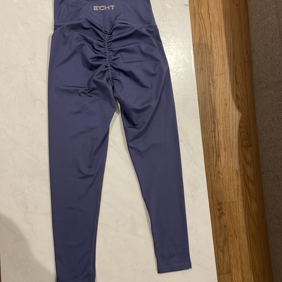 High waisted ECHT scrunch workout leggings in Ever Blue - Picture 2 of 6